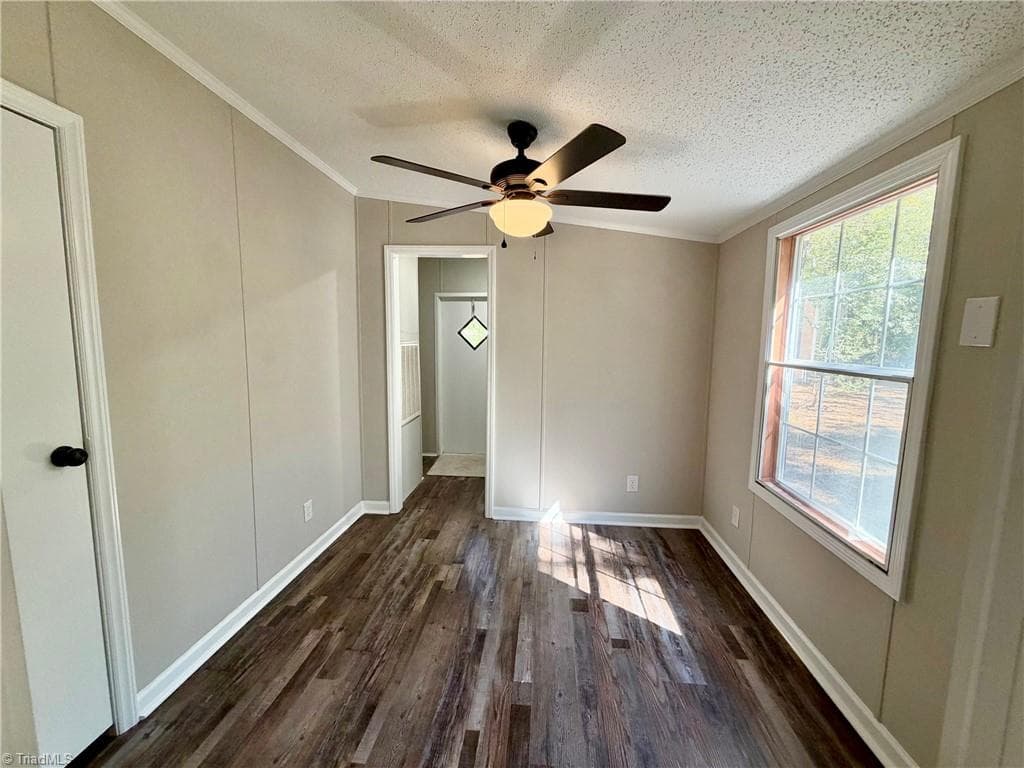 Manufactured Home at 5124 Mcleansville Road, McLeansville NC 27301, McLeansville, photo 11 of 21