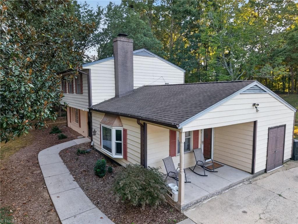 Stick/Site Built at 3415 Langdale Drive, High Point NC 27265, High Point, photo 53 of 62