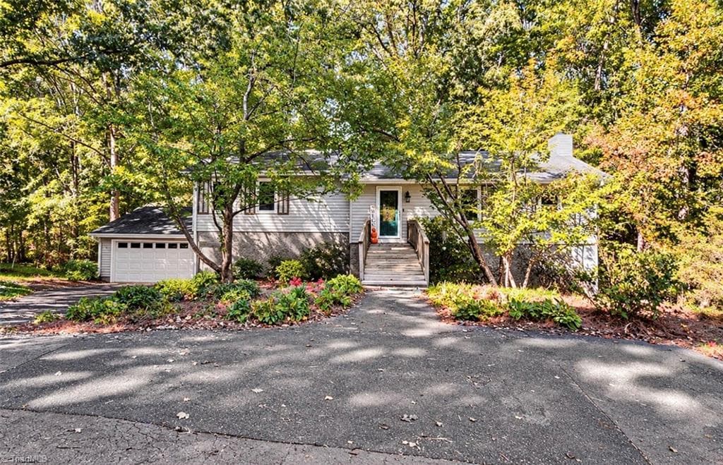 1050 Amity Road, Asheboro NC 27203