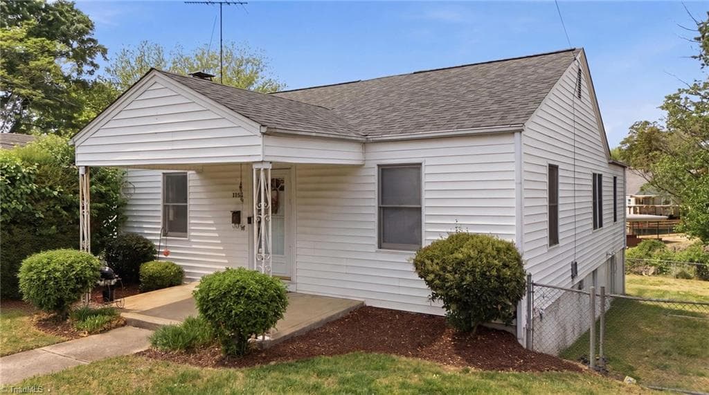 Stick/Site Built at 1112 Tipton Street, High Point NC 27262, High Point, photo 2 of 25