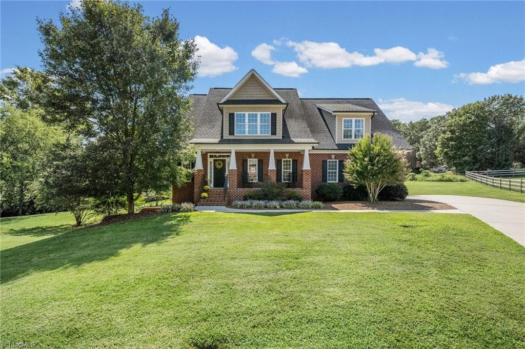 198 Meadows Edge Drive, Advance NC 27006