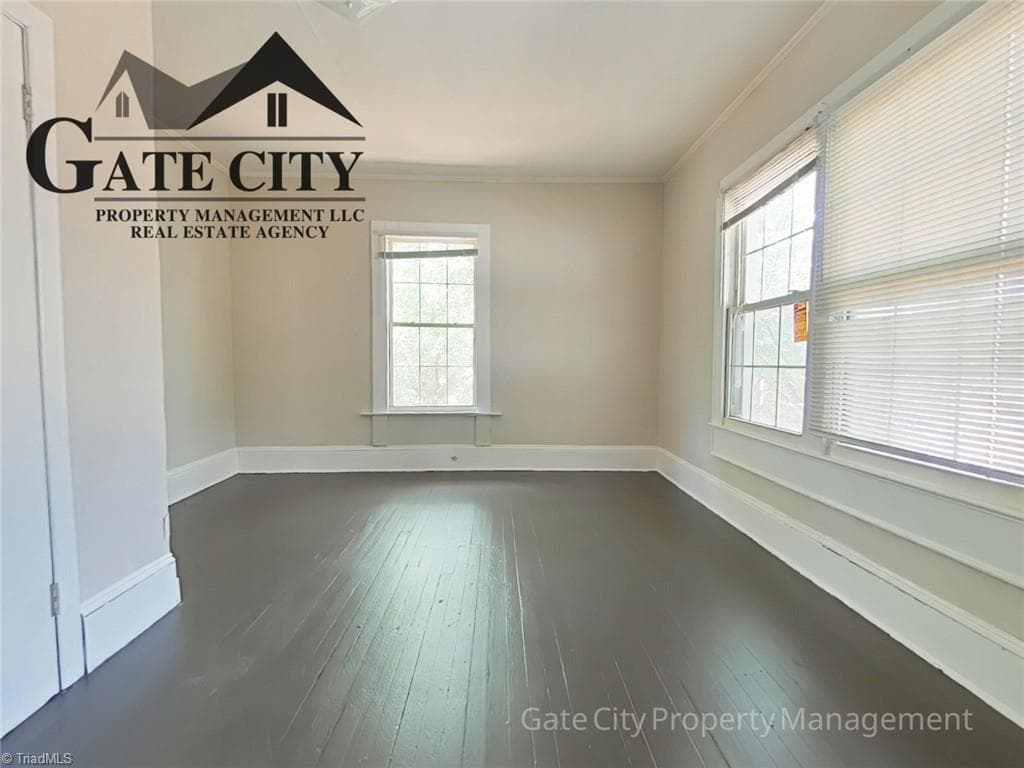 Duplex at 222 Dunleith Avenue, Winston-Salem NC 27101, Winston-Salem, photo 6 of 26