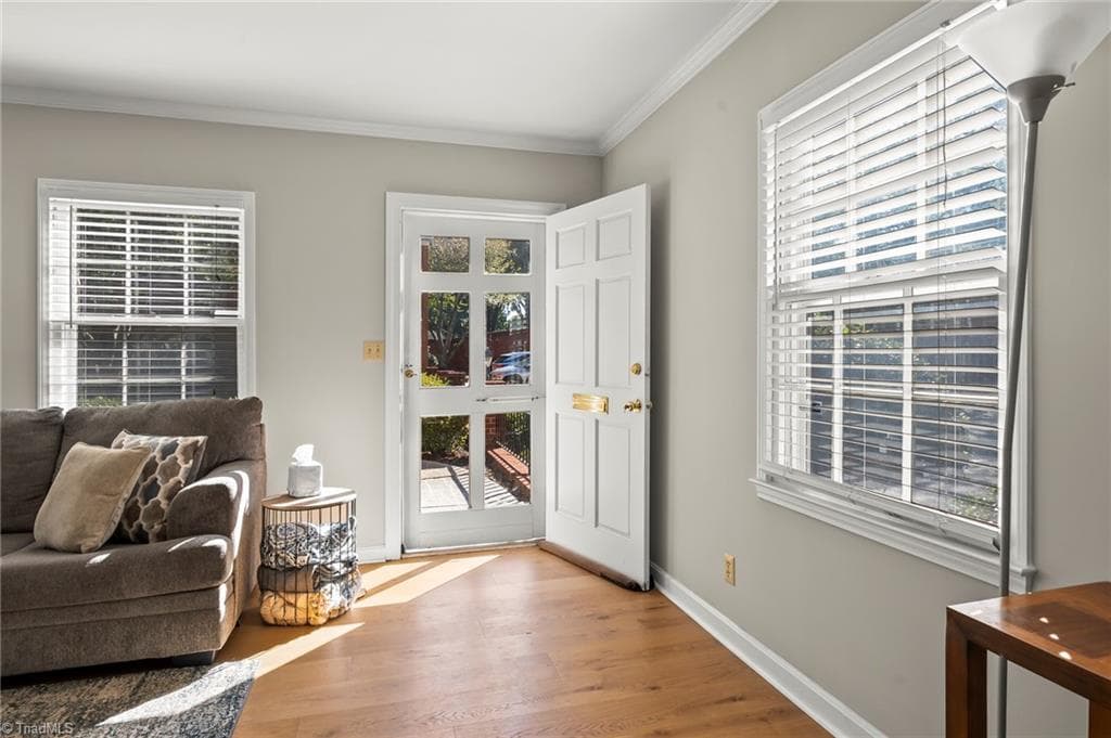 Stick/Site Built at 309 Hanover Arms Court, Winston-Salem NC 27104, Winston-Salem, photo 2 of 32