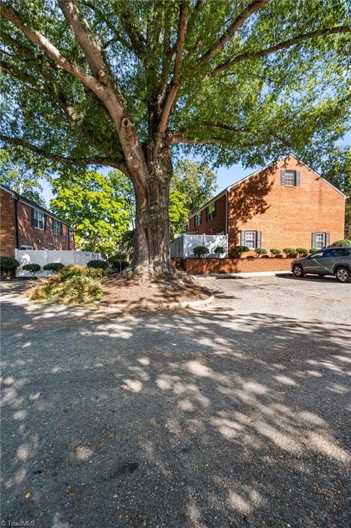 Stick/Site Built at 309 Hanover Arms Court, Winston-Salem NC 27104, Winston-Salem, photo 30 of 32