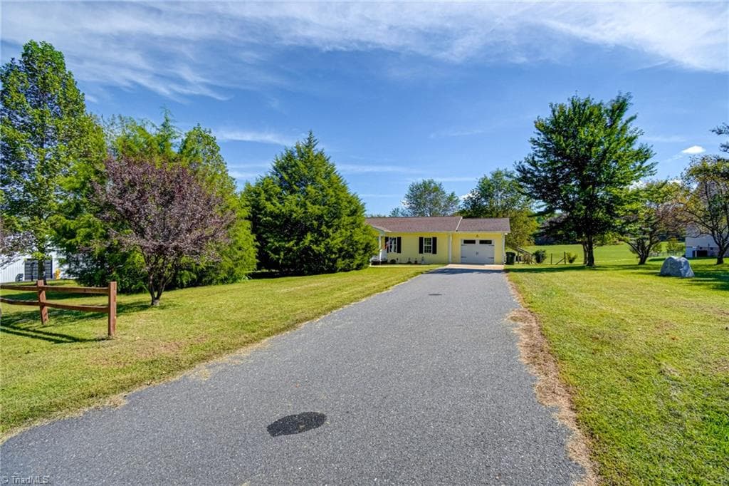 Stick/Site Built at 224 Tom Hunter Road, Pilot Mountain NC 27041, Pilot Mountain, photo 2 of 33