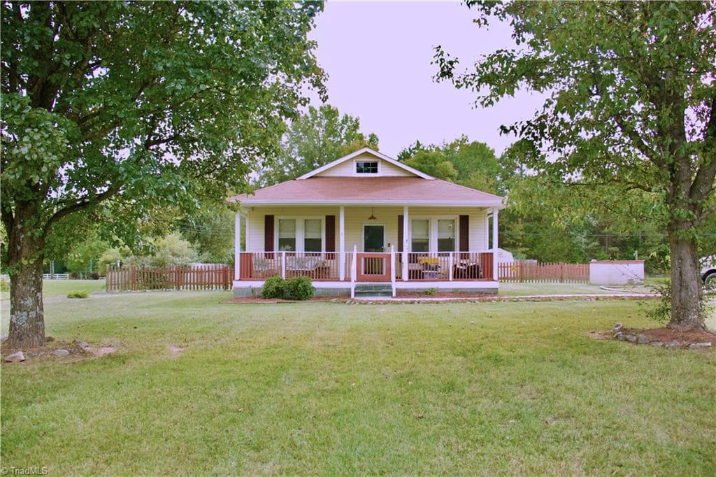 2033 Scalesville Road, Summerfield NC 27358