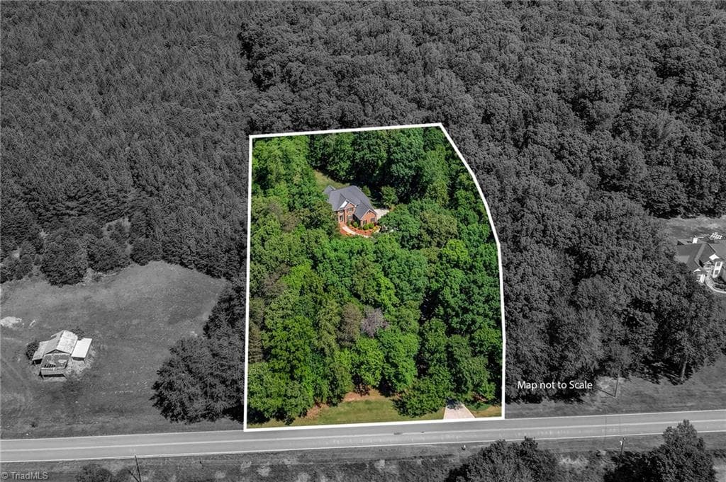 Stick/Site Built at 565 Irvin Farm Road, Reidsville NC 27320, Reidsville, photo 14 of 50