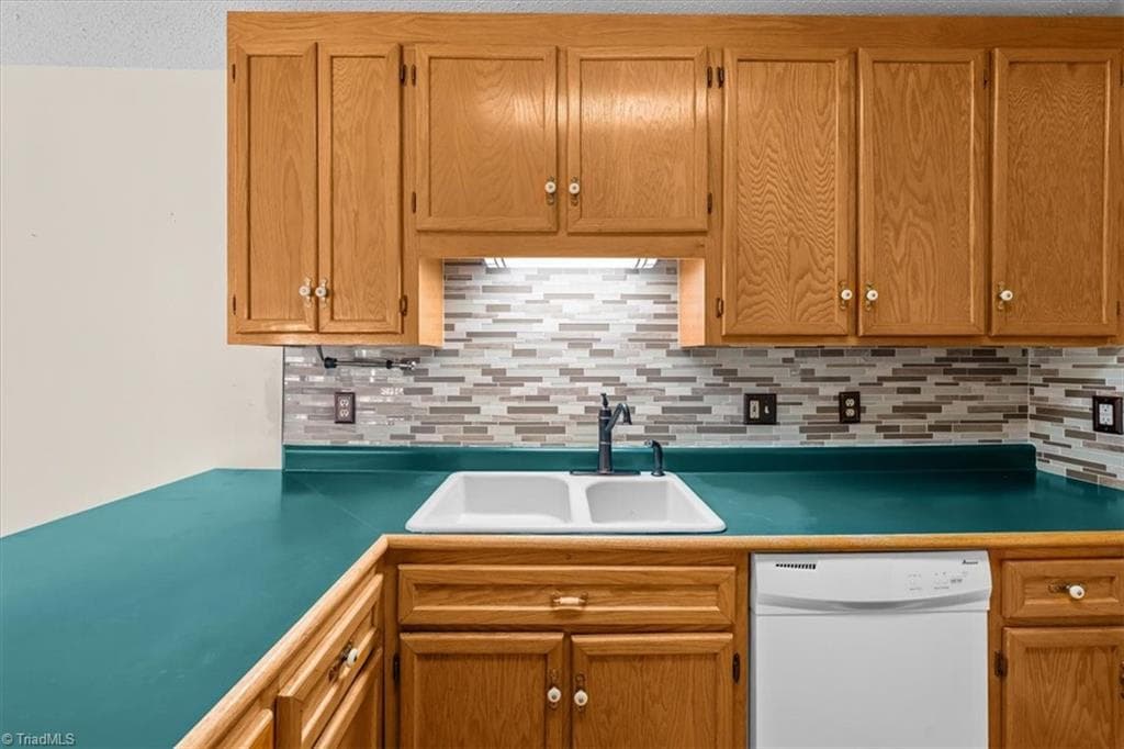 Stick/Site Built at 324 Deerfield Country Road, Randleman NC 27317, Randleman, photo 13 of 38