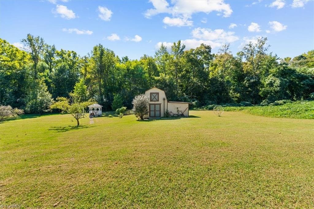 Stick/Site Built at 324 Deerfield Country Road, Randleman NC 27317, Randleman, photo 35 of 38