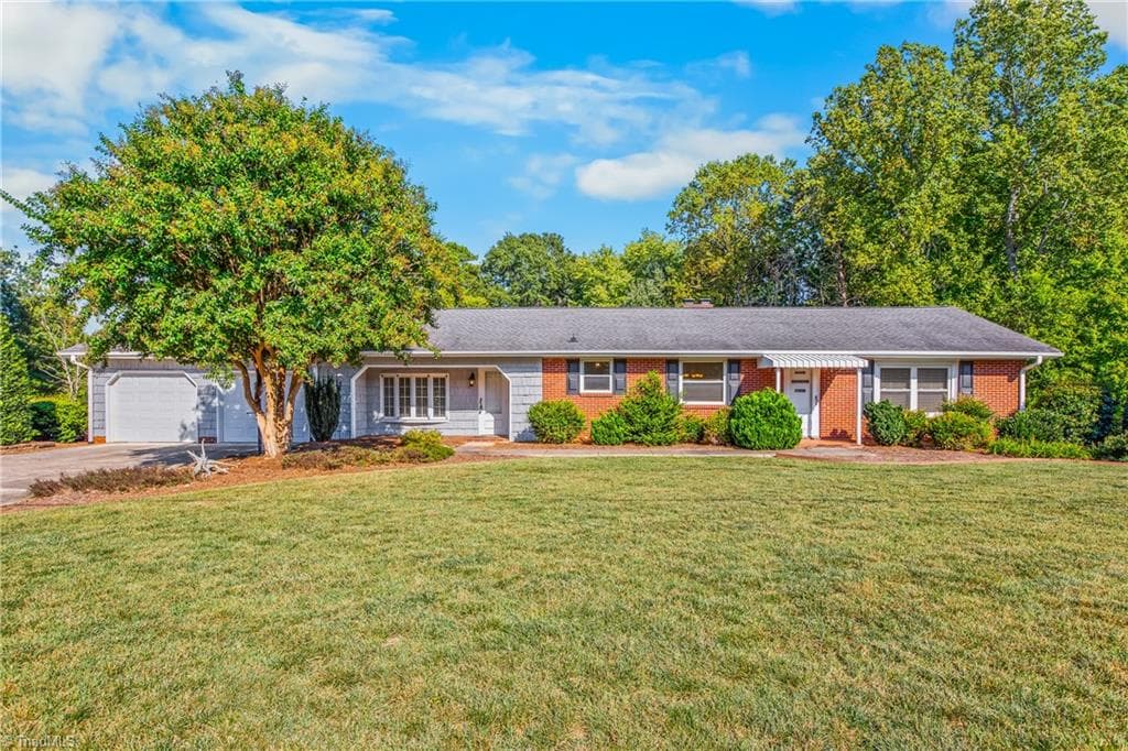 7379 Old Lexington Road, Winston-Salem NC 27107