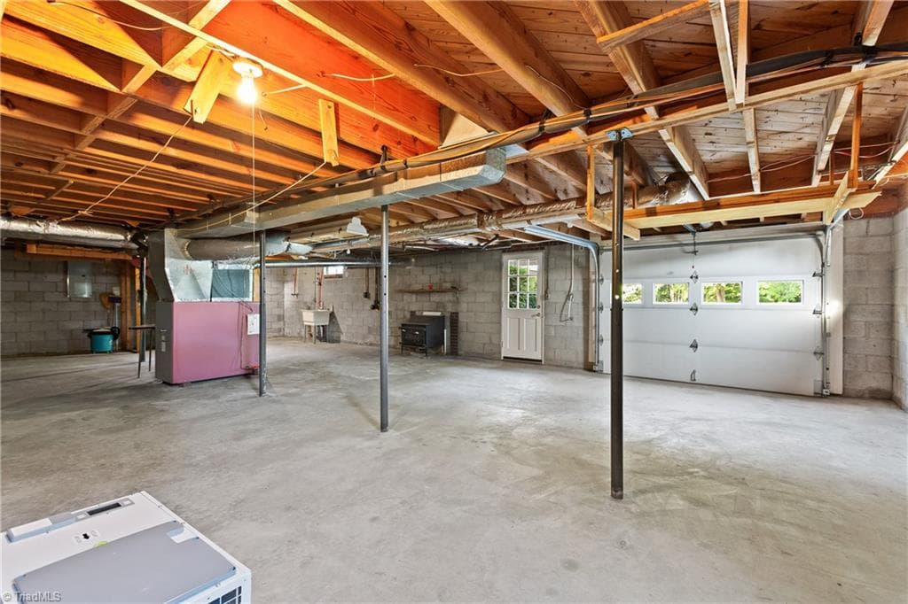 Stick/Site Built at 7379 Old Lexington Road, Winston-Salem NC 27107, Winston-Salem, photo 30 of 34
