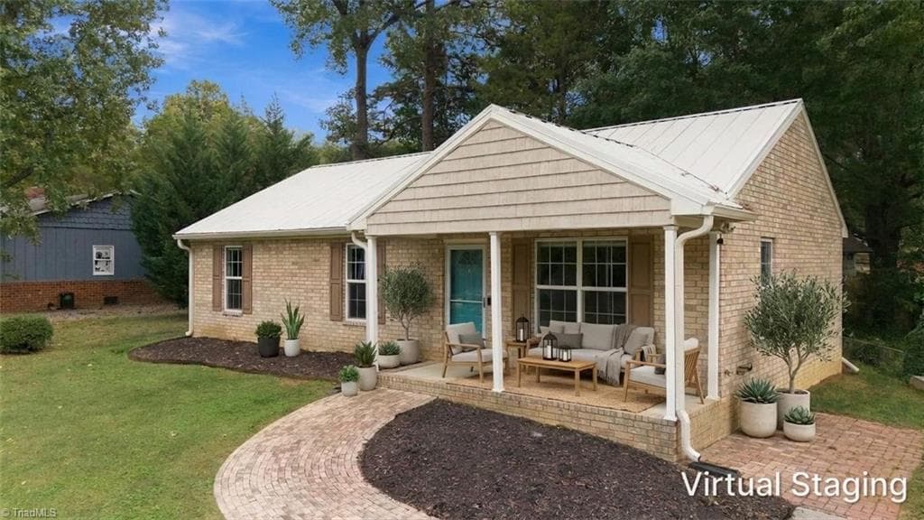 Stick/Site Built at 203 Crestview Drive, Thomasville NC 27360, Thomasville, photo 3 of 37