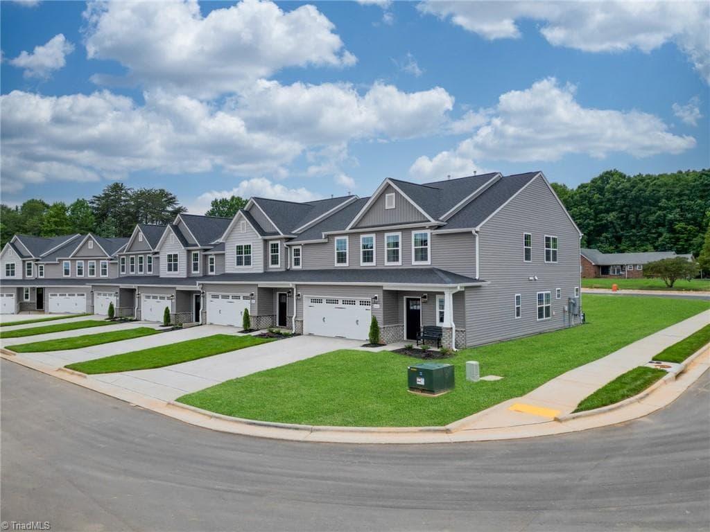 4729 Winding Trail, Summerfield NC 27358
