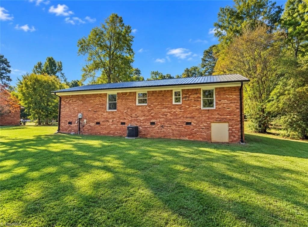 Stick/Site Built at 1681 Feezor Road, Lexington NC 27292, Lexington, photo 3 of 14