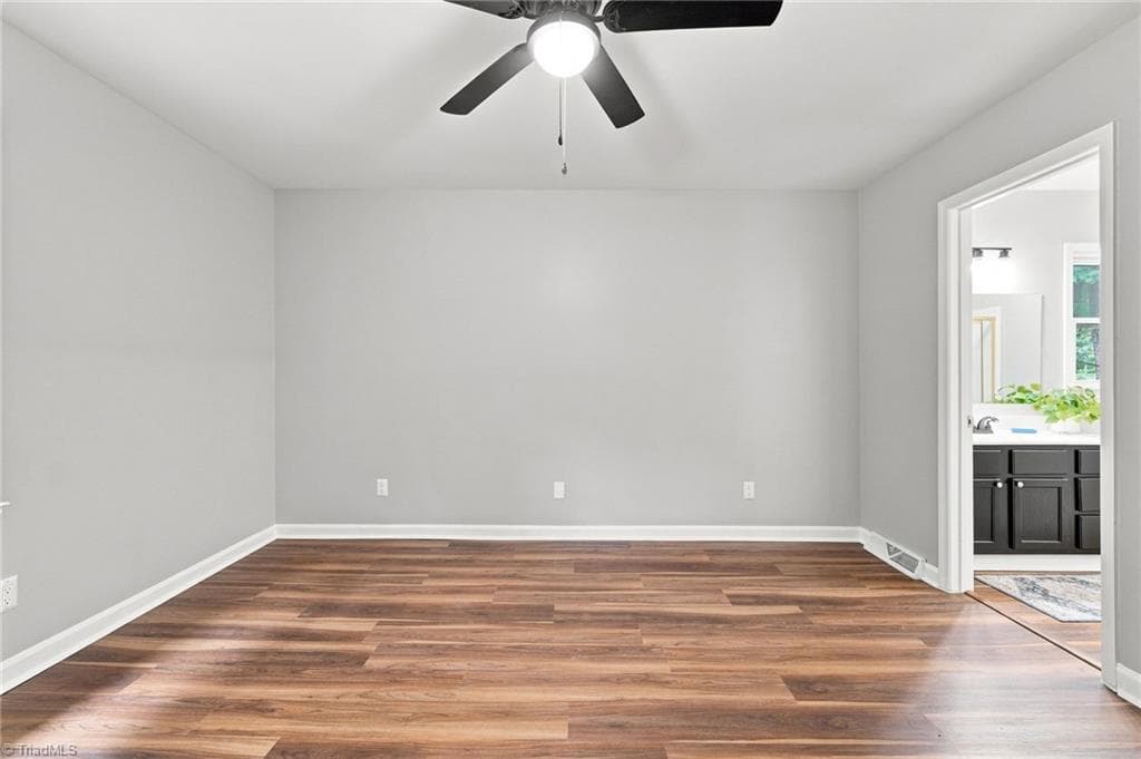 Stick/Site Built at 528 Wright Road, Kernersville NC 27284, photo 20 of 33