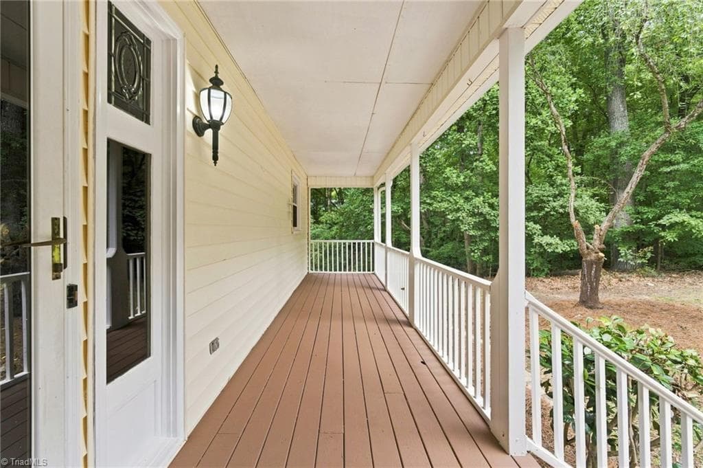 Stick/Site Built at 528 Wright Road, Kernersville NC 27284, photo 4 of 33