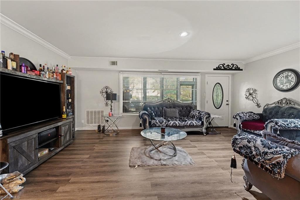 Stick/Site Built at 2904 Ramsgate Court, Winston-Salem NC 27106, Winston-Salem, photo 7 of 18