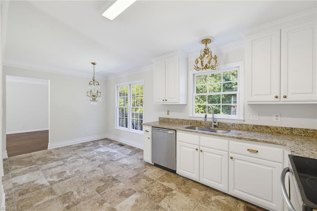 Stick/Site Built at 8 Cardwell Point, Greensboro NC 27407, Greensboro, photo 13 of 41