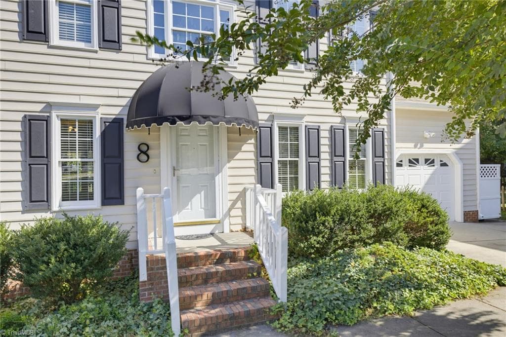 Stick/Site Built at 8 Cardwell Point, Greensboro NC 27407, Greensboro, photo 3 of 41