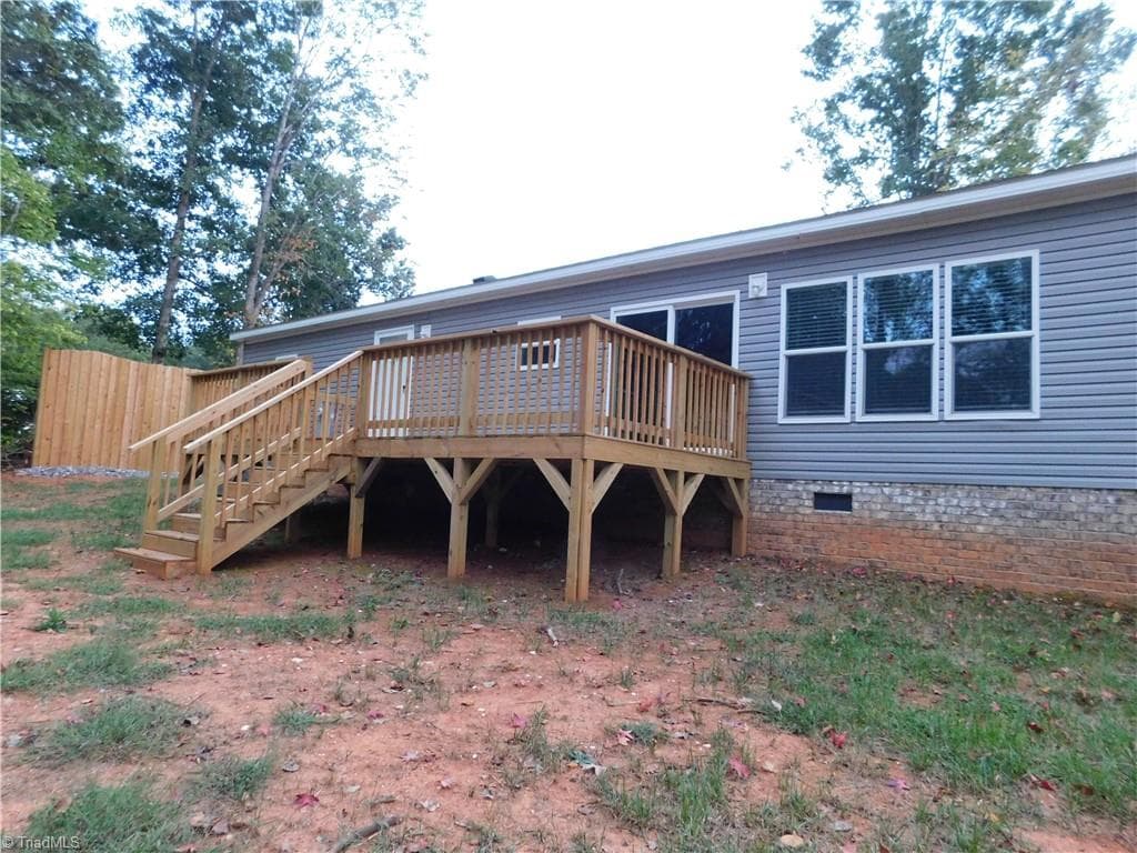 Manufactured Home at 162 Briar Creek Estates, Thomasville NC 27360, Thomasville, photo 18 of 18