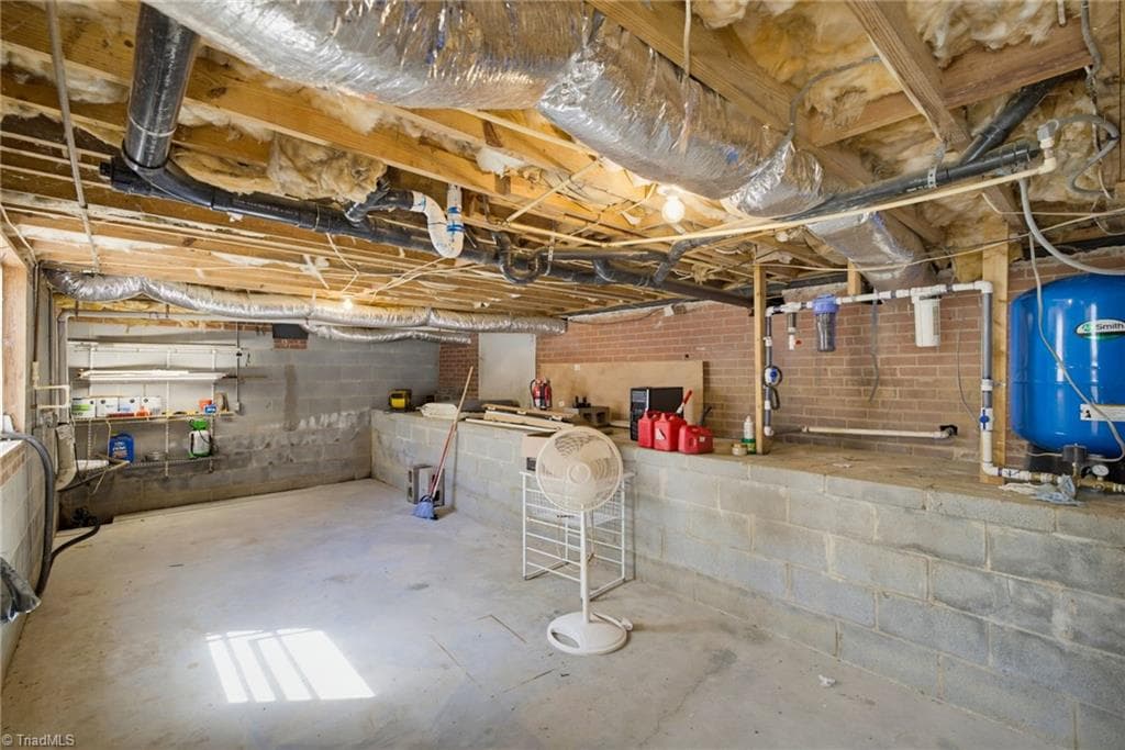 Stick/Site Built at 5135 Harvey Road, Jamestown NC 27282, Jamestown, photo 22 of 39