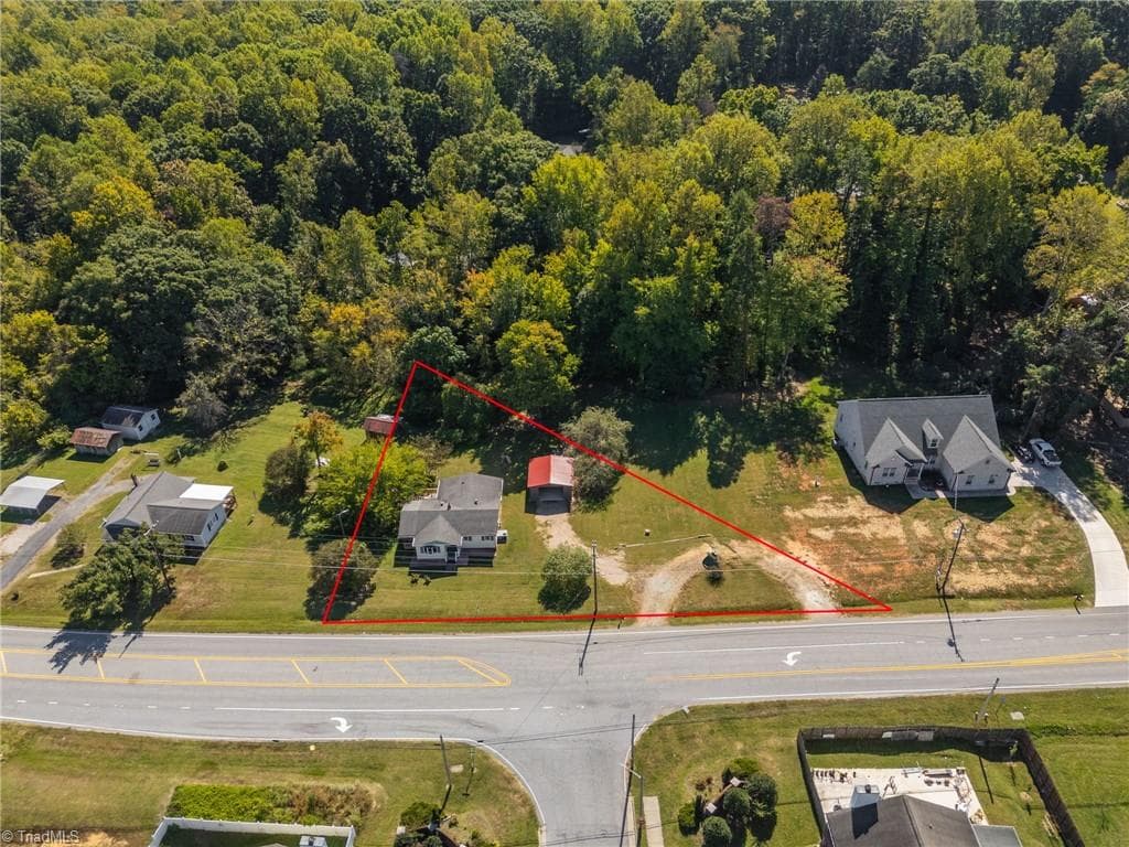 Stick/Site Built at 5135 Harvey Road, Jamestown NC 27282, Jamestown, photo 31 of 39