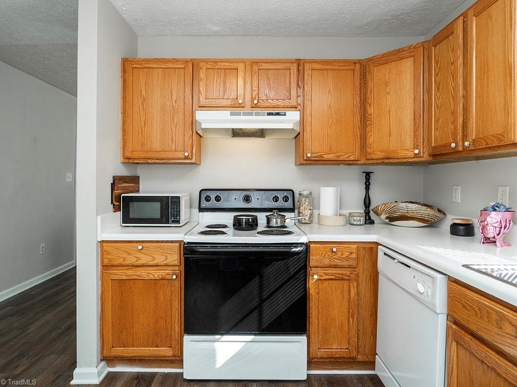 Duplex at 622/624 Williamson Avenue, Elon NC 27244, Elon, photo 6 of 38