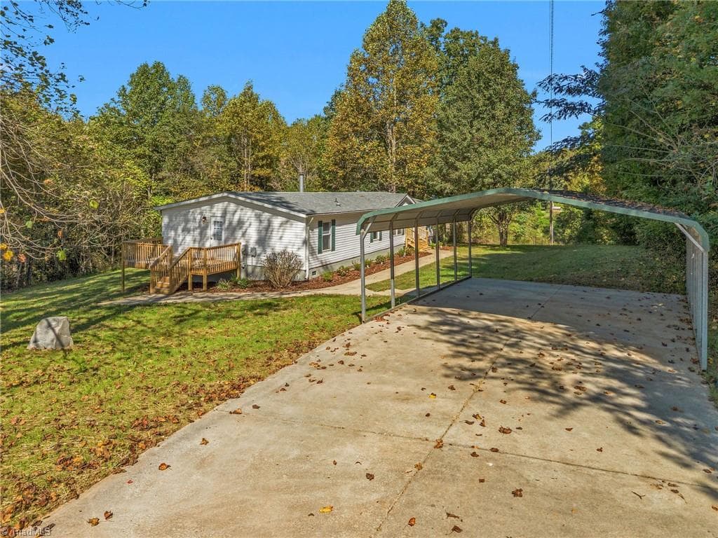 Manufactured Home at 265 Mckinley Road, Roaring River NC 28669, Roaring River, photo 42 of 50