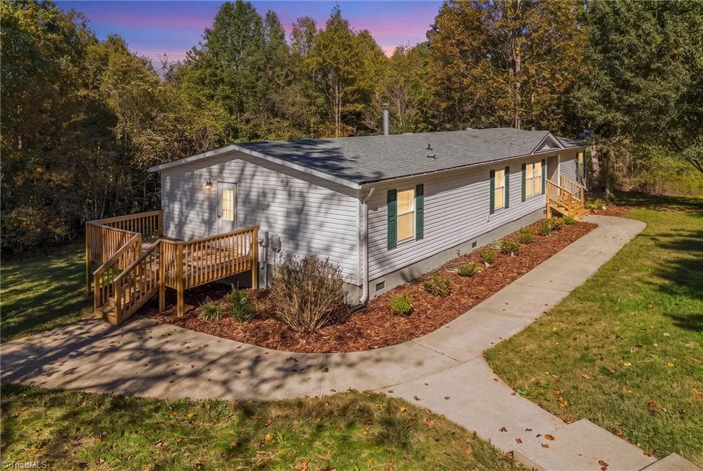 Manufactured Home at 265 Mckinley Road, Roaring River NC 28669, Roaring River, photo 46 of 50