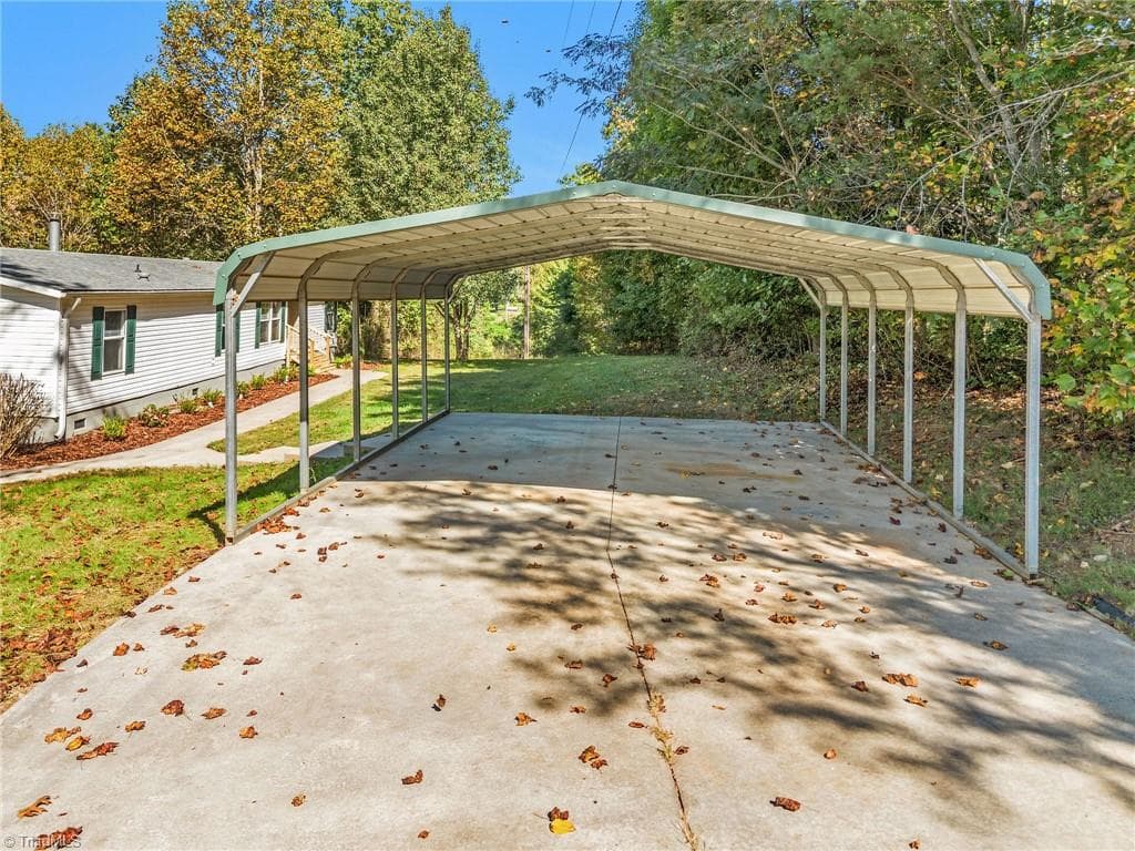 Manufactured Home at 265 Mckinley Road, Roaring River NC 28669, Roaring River, photo 40 of 50