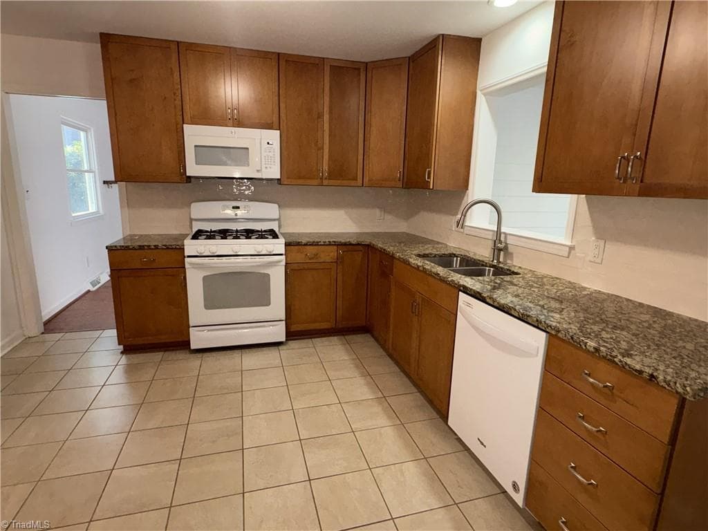 Stick/Site Built at 5504 Garden Lake Drive, Greensboro NC 27410, Greensboro, photo 6 of 14