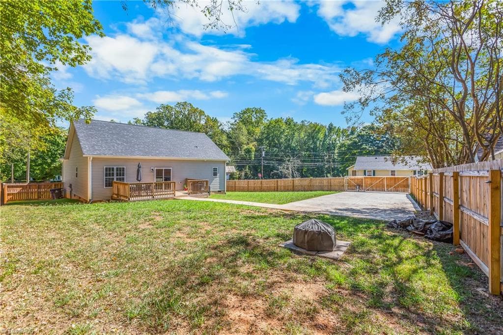 Stick/Site Built at 4058 S Main Street, Winston-Salem NC 27127, Winston-Salem, photo 16 of 18