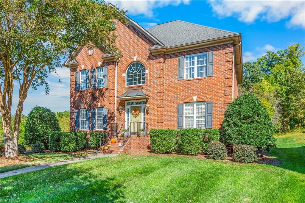 2008 E Pinehurst Court, Clemmons NC 27012