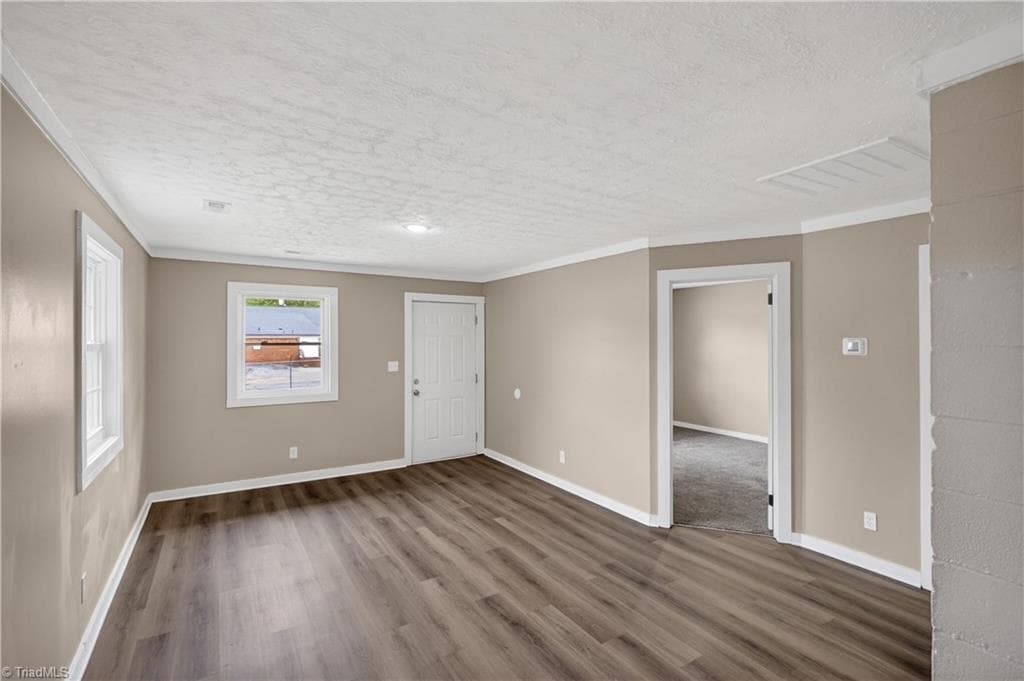 Duplex at 17 Hunter Street, Thomasville NC 27360, Thomasville, photo 33 of 60