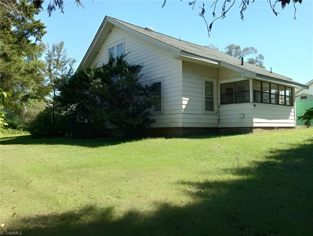 Stick/Site Built at 217 N Fayetteville Street, Liberty NC 27298, Liberty, photo 4 of 19