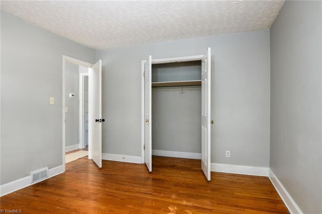 Stick/Site Built at 176 Oaklawn Road, Winston-Salem NC 27107, Winston-Salem, photo 16 of 36