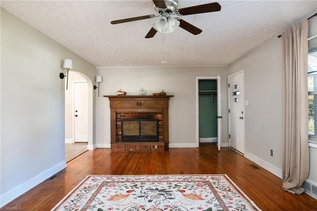 Stick/Site Built at 176 Oaklawn Road, Winston-Salem NC 27107, Winston-Salem, photo 7 of 36
