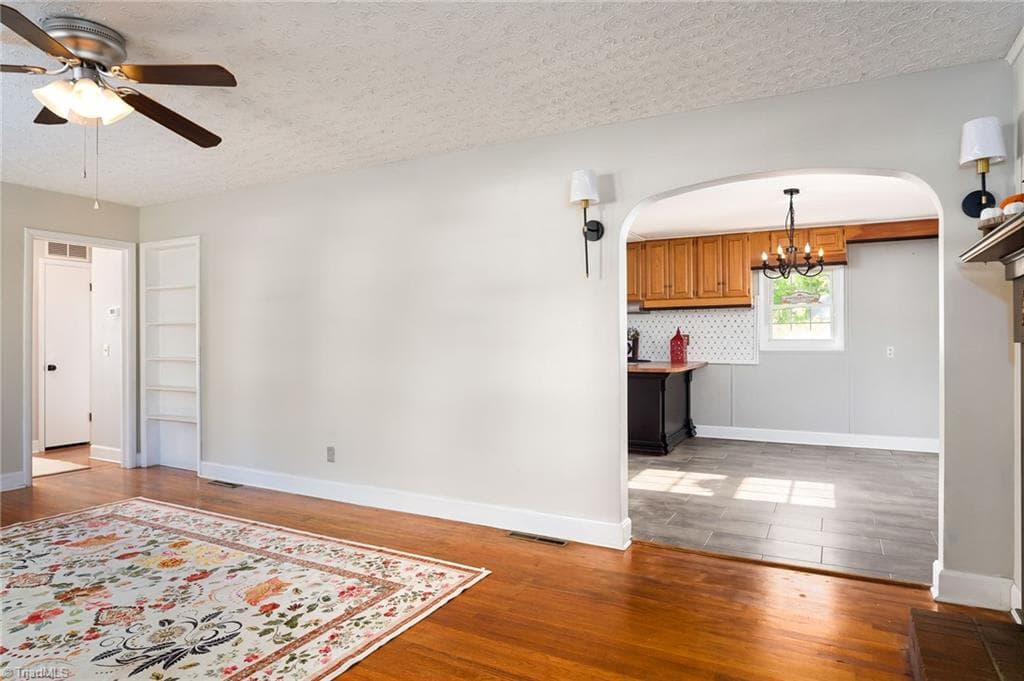 Stick/Site Built at 176 Oaklawn Road, Winston-Salem NC 27107, Winston-Salem, photo 9 of 36
