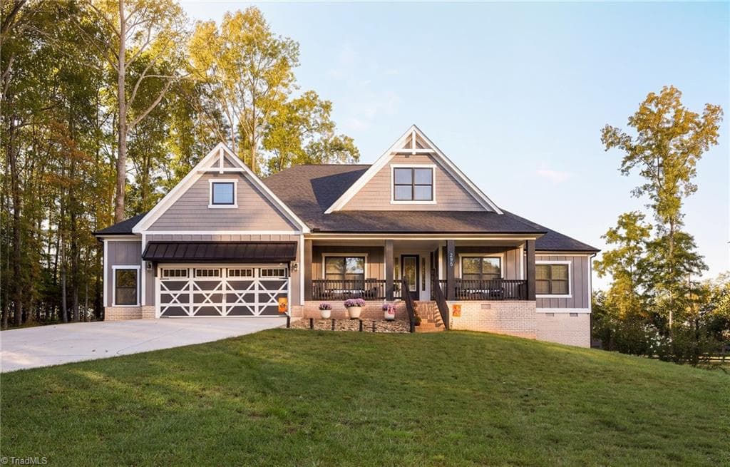 295 Rhode Island Court, Mocksville NC 27028