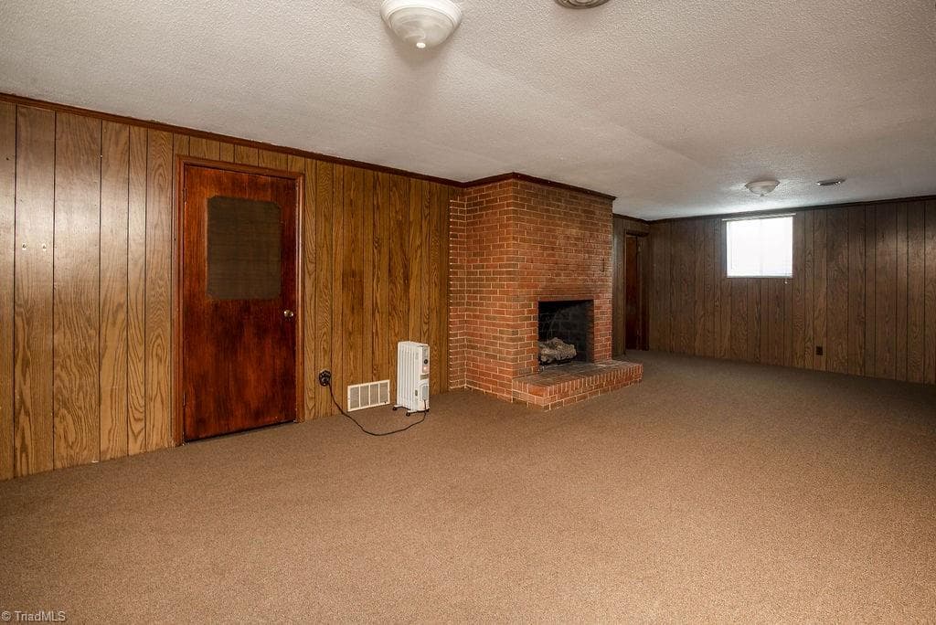 Stick/Site Built at 2420 Kingsgate Drive, Winston-Salem NC 27101, Winston-Salem, photo 16 of 25