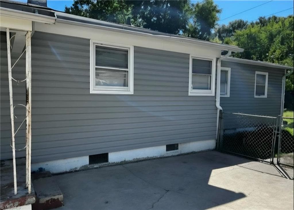 Stick/Site Built at 1612 Brockett Avenue, High Point NC 27260, High Point, photo 3 of 13