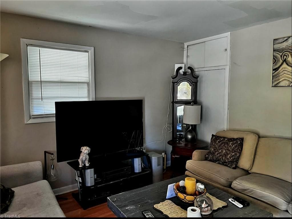 Stick/Site Built at 1612 Brockett Avenue, High Point NC 27260, High Point, photo 9 of 13