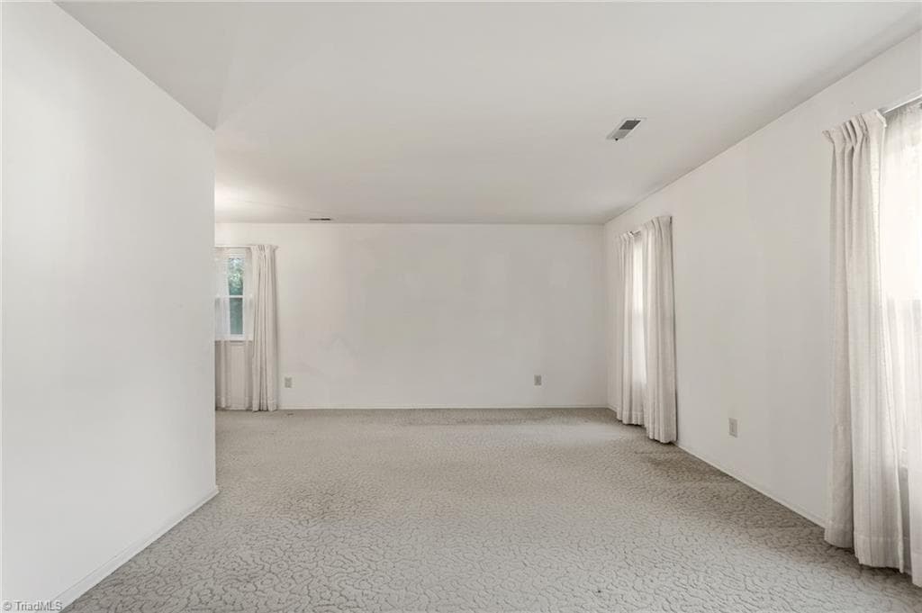Stick/Site Built at 3 Roxby Court, Greensboro NC 27455, Greensboro, photo 16 of 32