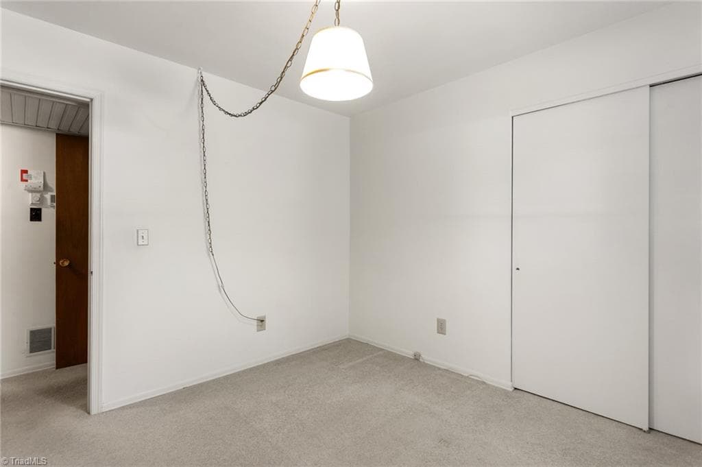 Stick/Site Built at 3 Roxby Court, Greensboro NC 27455, Greensboro, photo 25 of 32
