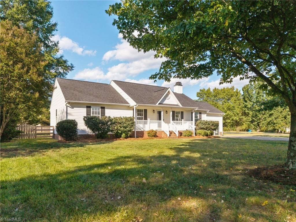Stick/Site Built at 100 Prima Drive, Greensboro NC 27455, Greensboro, photo 33 of 44