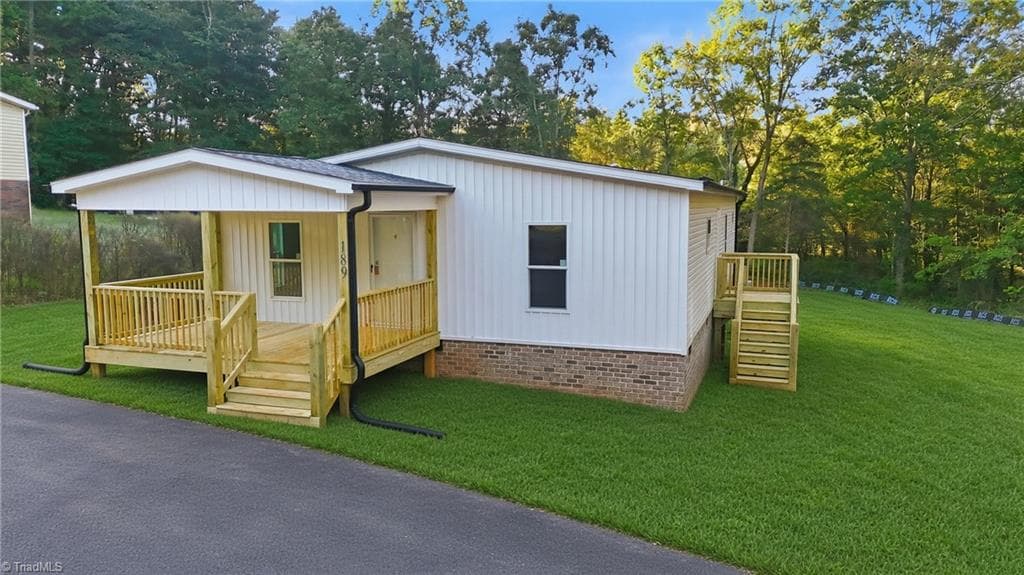 189 Village Point Drive, Statesville NC 28625