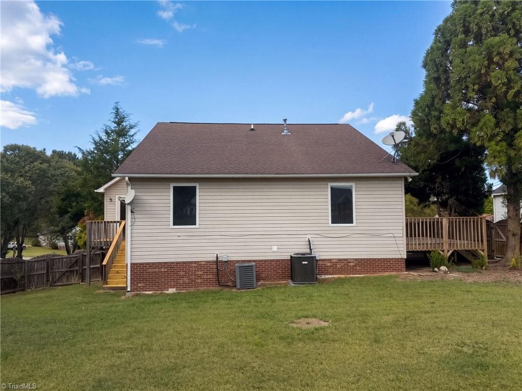 Stick/Site Built at 906 Lunar Drive, Archdale NC 27263, Archdale, photo 5 of 34