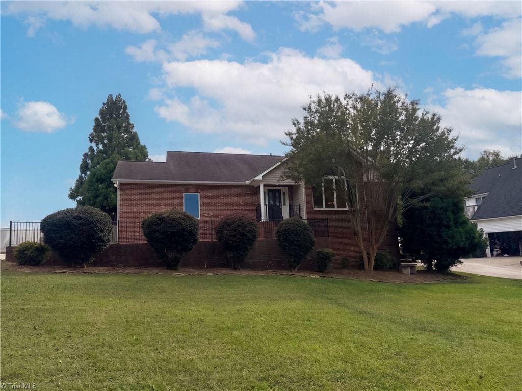 Stick/Site Built at 906 Lunar Drive, Archdale NC 27263, Archdale, photo 30 of 34