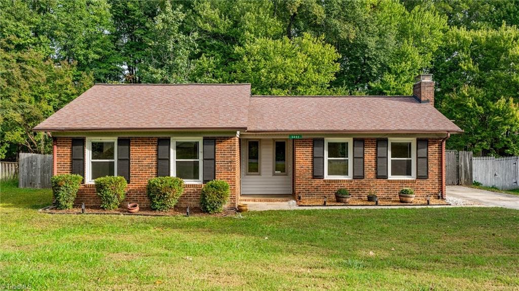 5002 Carolwood Drive, Greensboro NC 27407