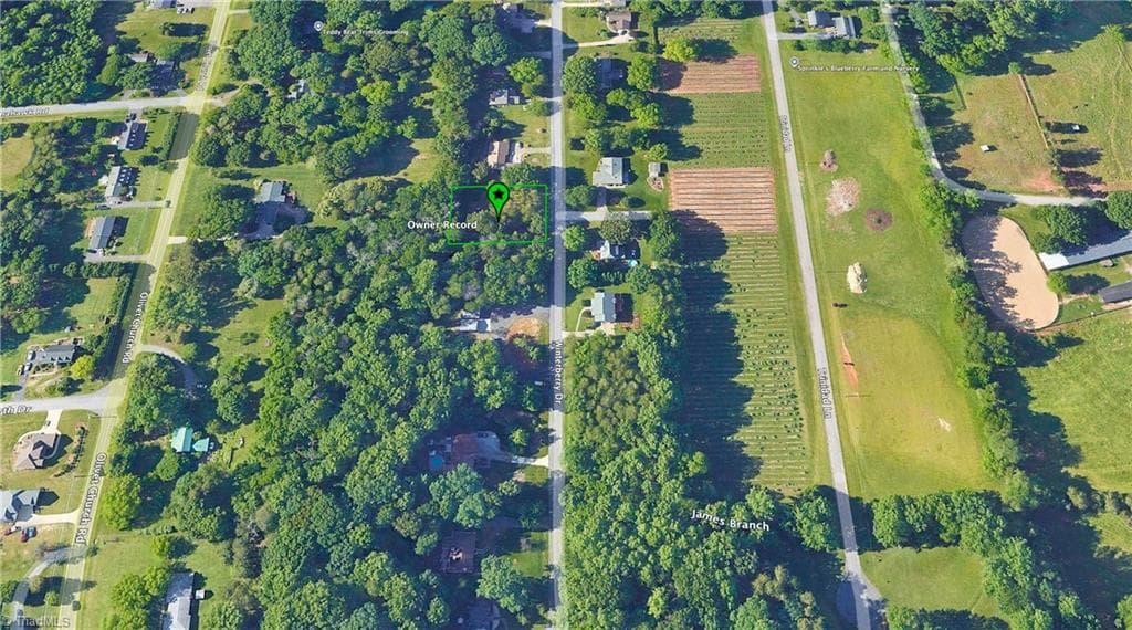 2270 Winterberry Drive, Winston-Salem NC 27106